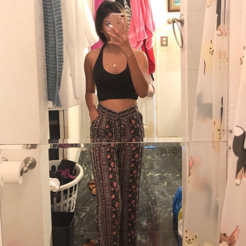 LONG CULLOTE FLOWY PANTS RESERVED ****